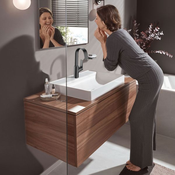 hansgrohe Vivenis Waschtischarmatur 210, Schwenkauslauf, brushed black chrome